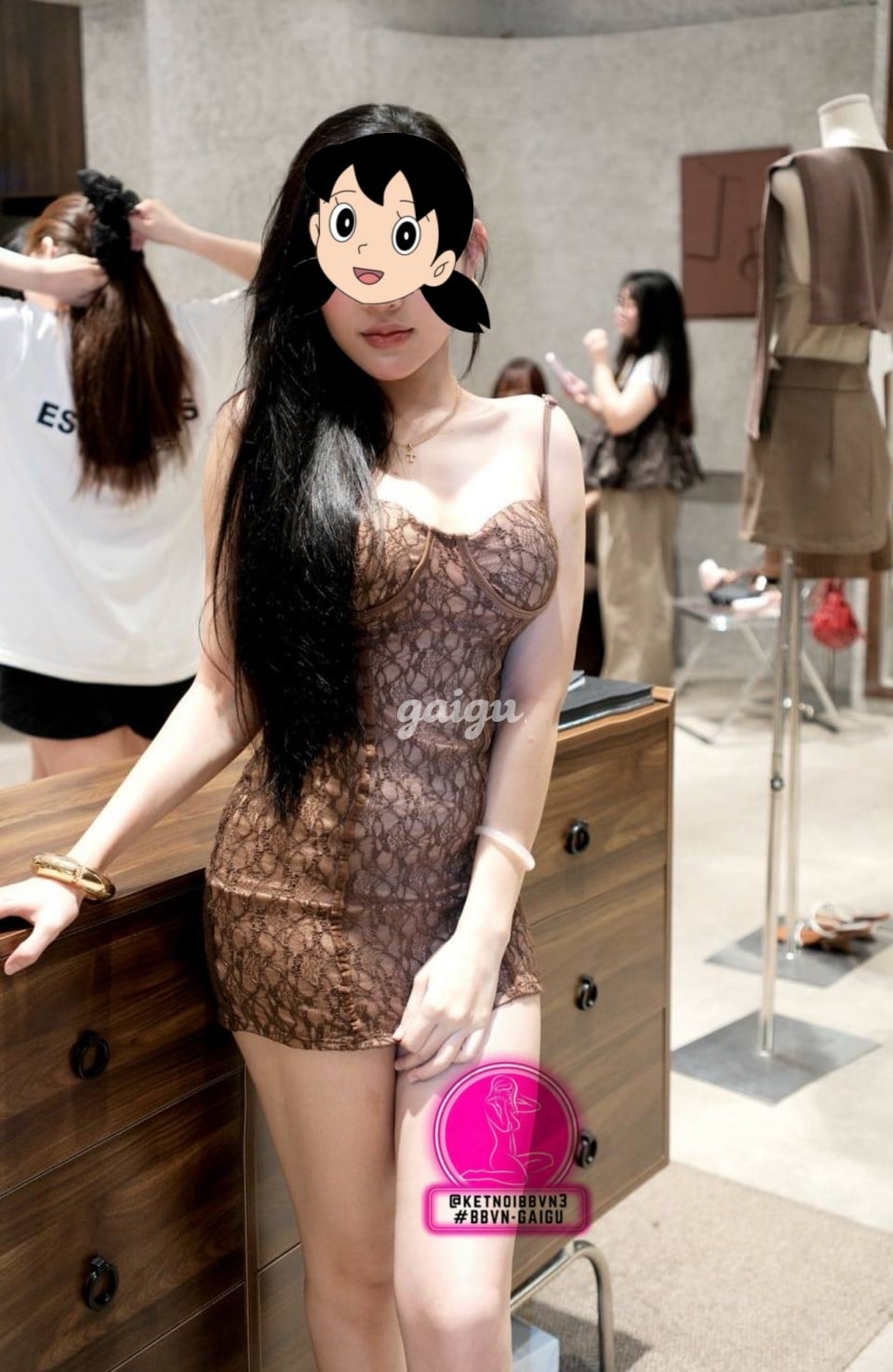 Tiểu Vy 1m66 2000K 9